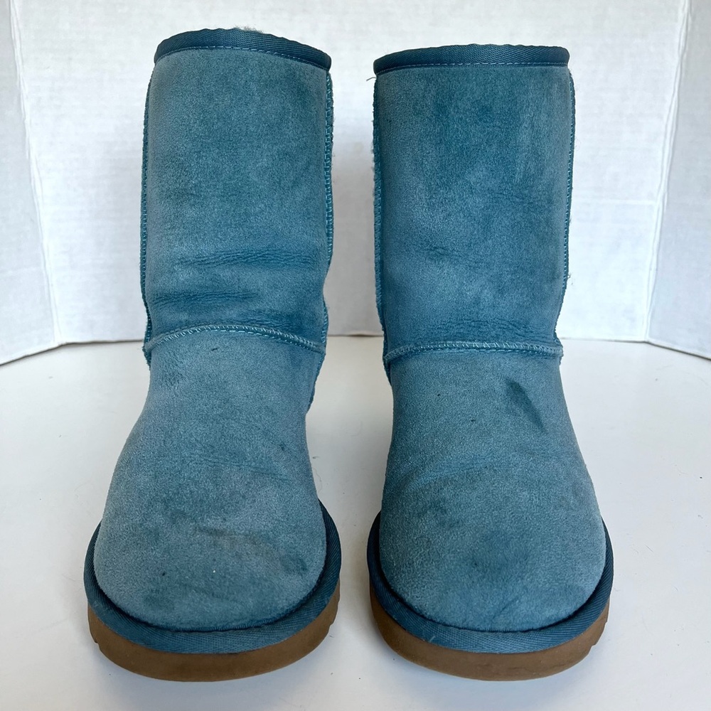 Ugg Classic Short Ii Boots Short Ii Boots - image 3